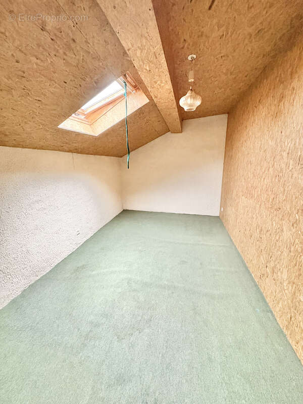 Maison à SAINT-MYON