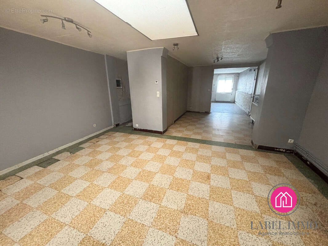 Maison 170 m² à Bruay-Sur-L'escaut  - photo 3