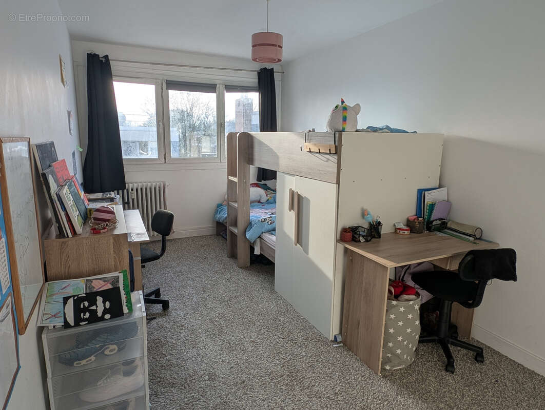 Appartement à VILLENEUVE-LE-ROI