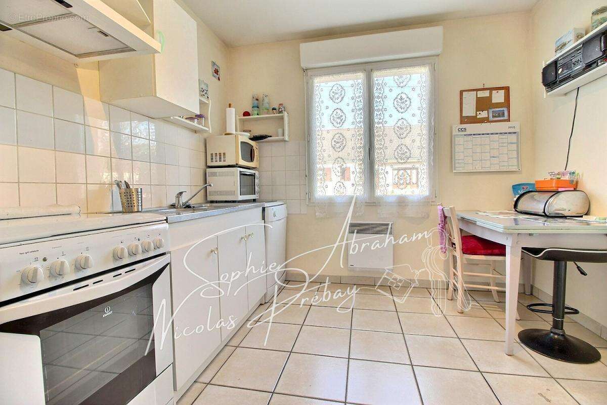 Maison à BAZOCHES-LES-GALLERANDES