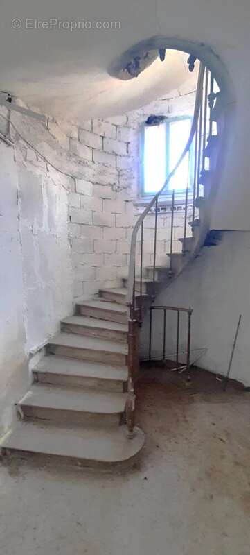 Appartement à CORBEIL-ESSONNES