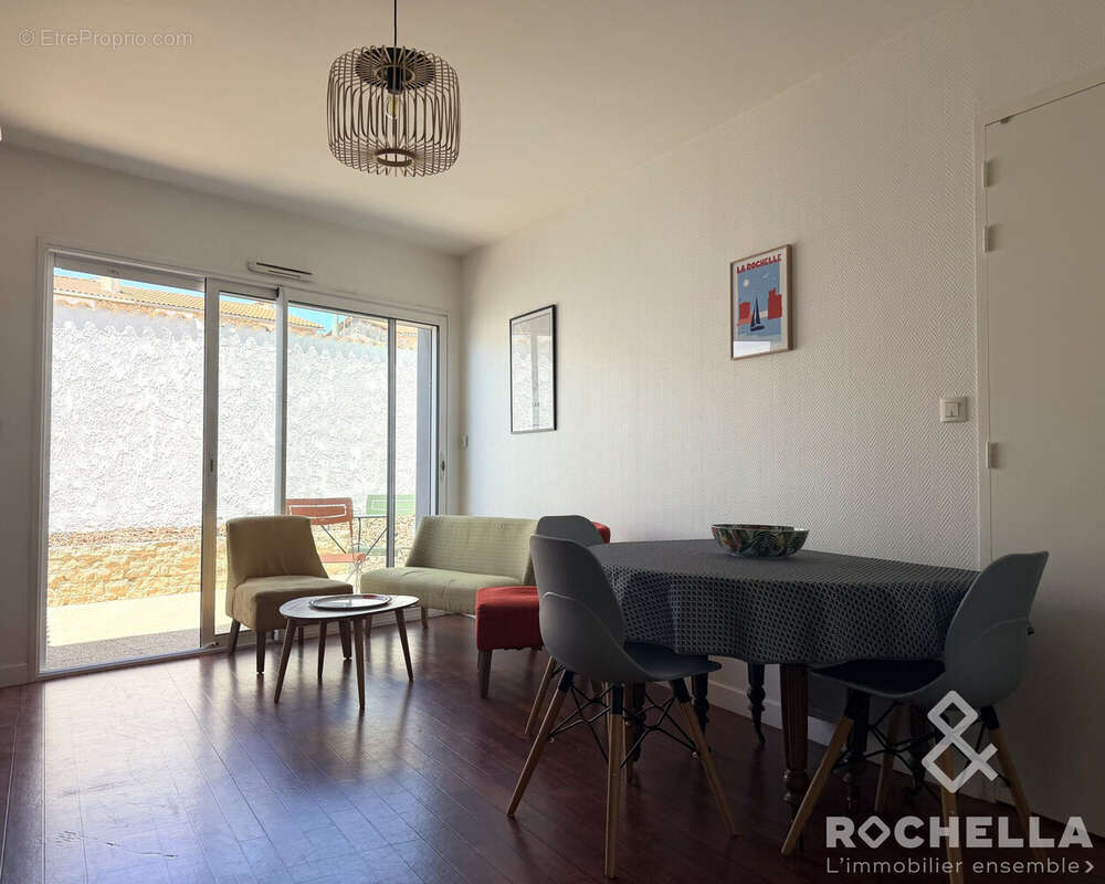 Appartement 40 m² à La Rochelle  - photo 3