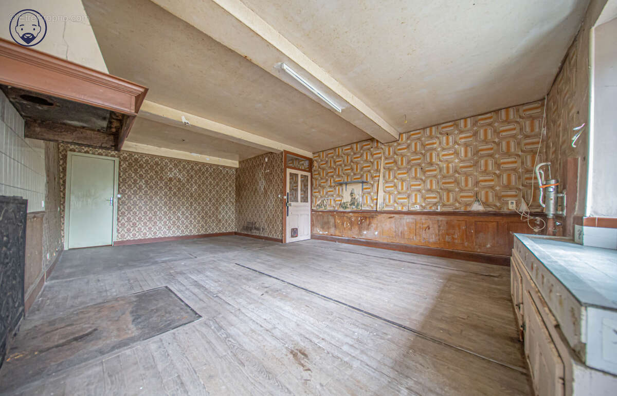 Maison à COUVERTPUIS