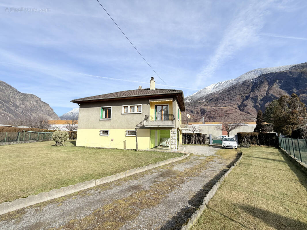 Maison à SAINT-JEAN-DE-MAURIENNE