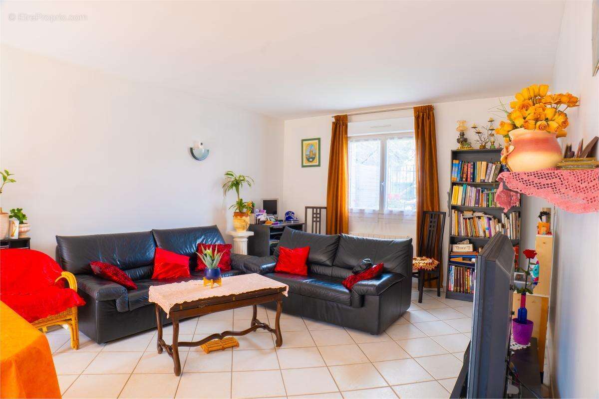 Maison à NEUILLY-SUR-MARNE