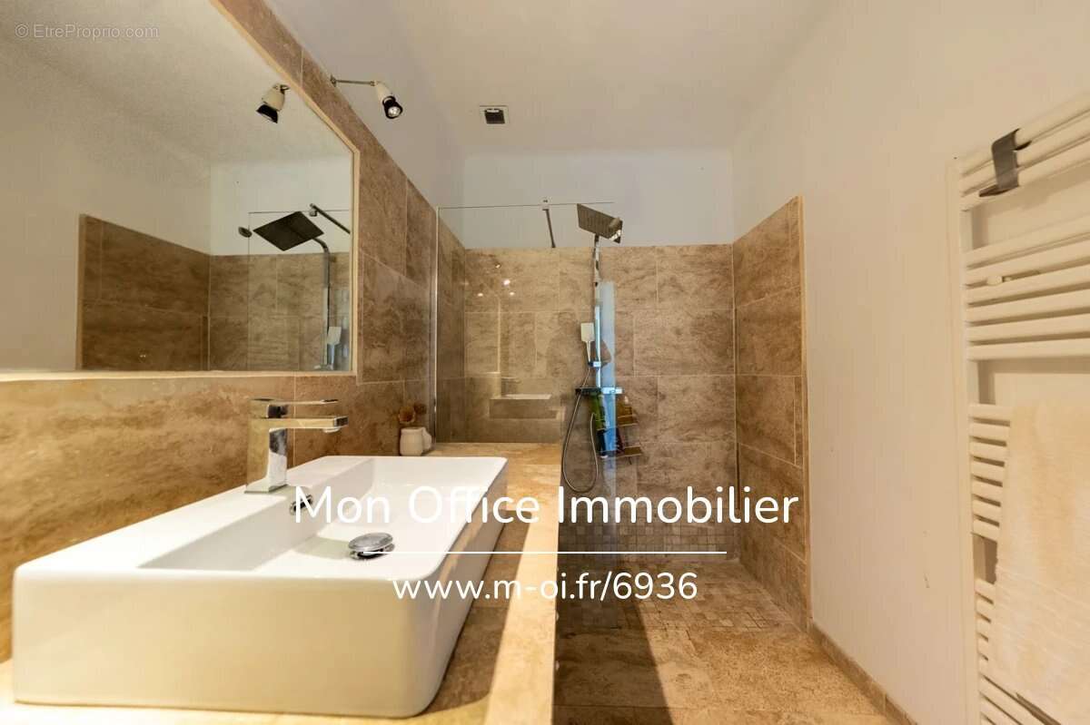 Référence : 6936-AUS - Pertuis - Maison familiale avec dépendance - Jardin et piscine - photo 14