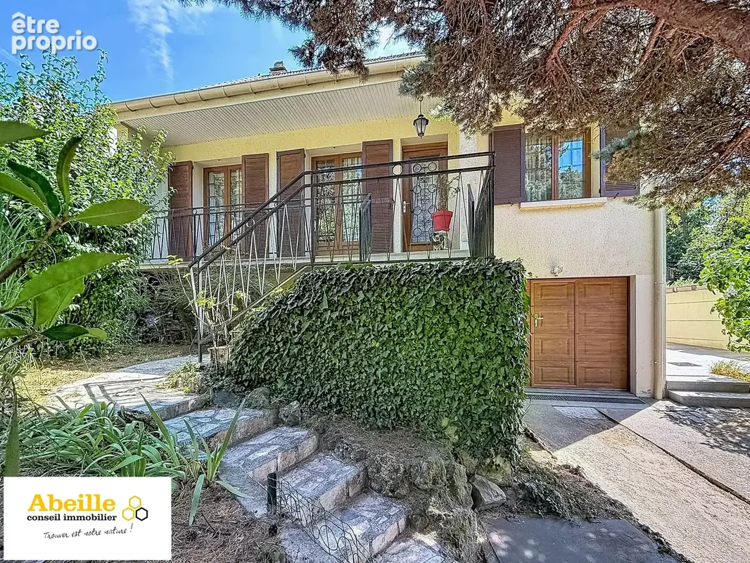 Maison traditionnelle individuelle de 80 m2 hab sur sous sol total, avec grenier terrain 649 m2. - photo 2