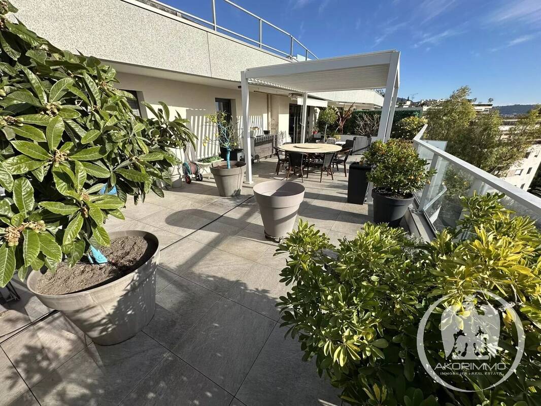 Nice chambrun 4 pieces dernier etage + terrasses - vue panoramique mer - chambrun - photo 6