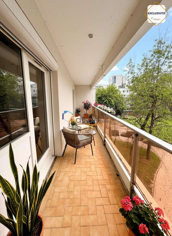 Appartement à SAINT-JEAN-DE-BRAYE