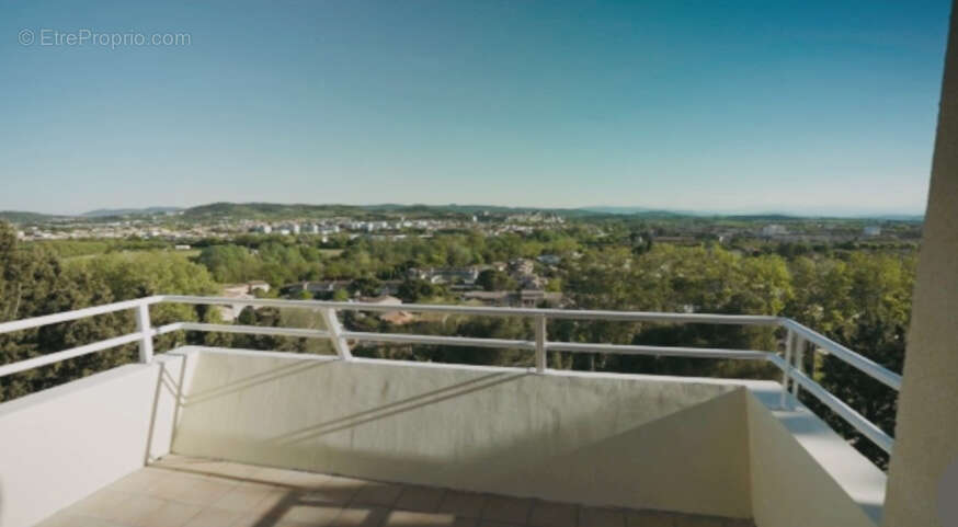 Appartement avec vue panoramique sur la Cité de Carcassonne   Terrasses   2 parkings   Fort rendement locatif - photo 16