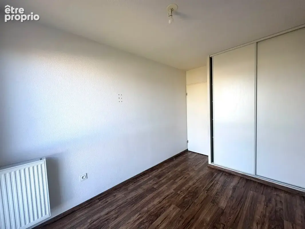 T3 lumineux de  60m2 au dernier étage avec balcon et parking ss-sol à Toulouse - photo 3