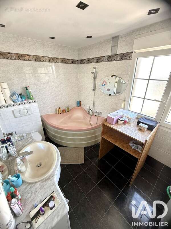 Maison 111 m² à Bouzonville  - photo 8