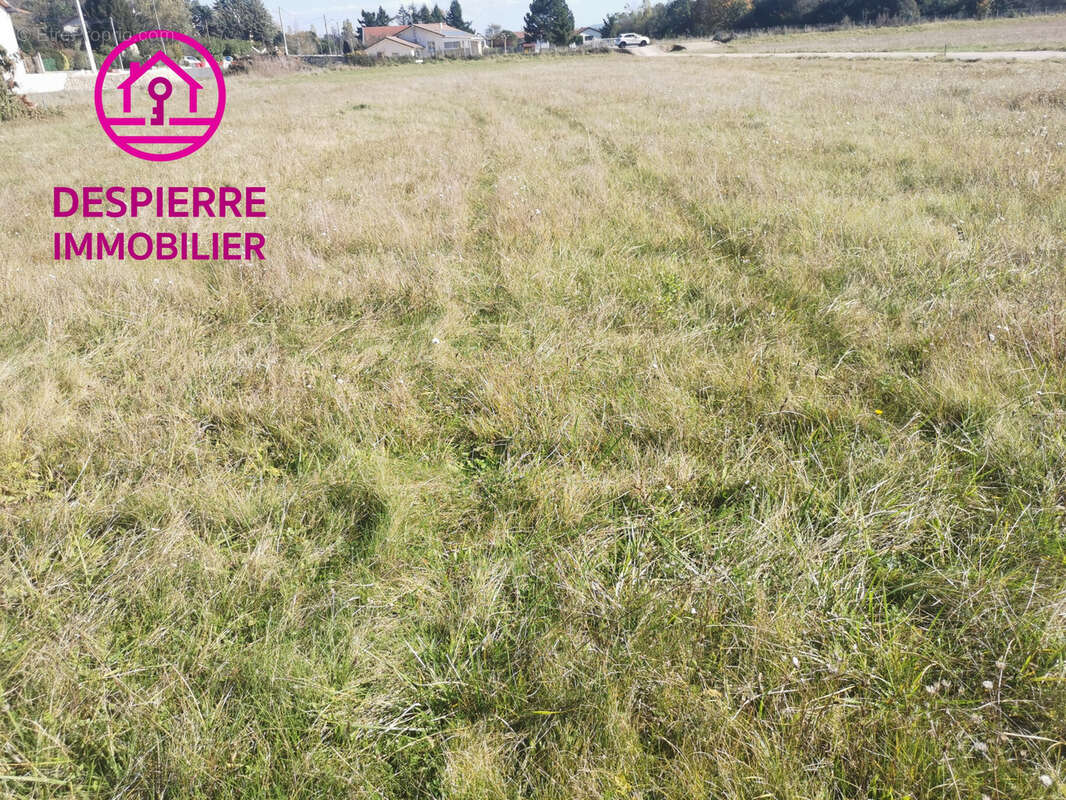Terrain à EPINOUZE