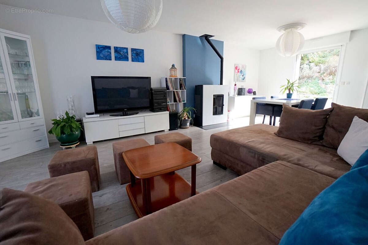 Maison à MEZIERES-SUR-SEINE