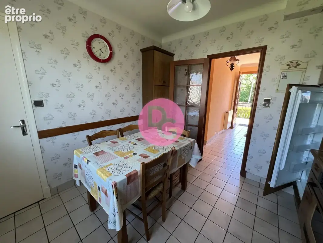 Maison 4 pièces 76 m² à vendre à Livinhac-Le-Haut (12300) - photo 4