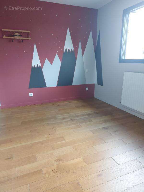 Maison à SARGE-LES-LE-MANS