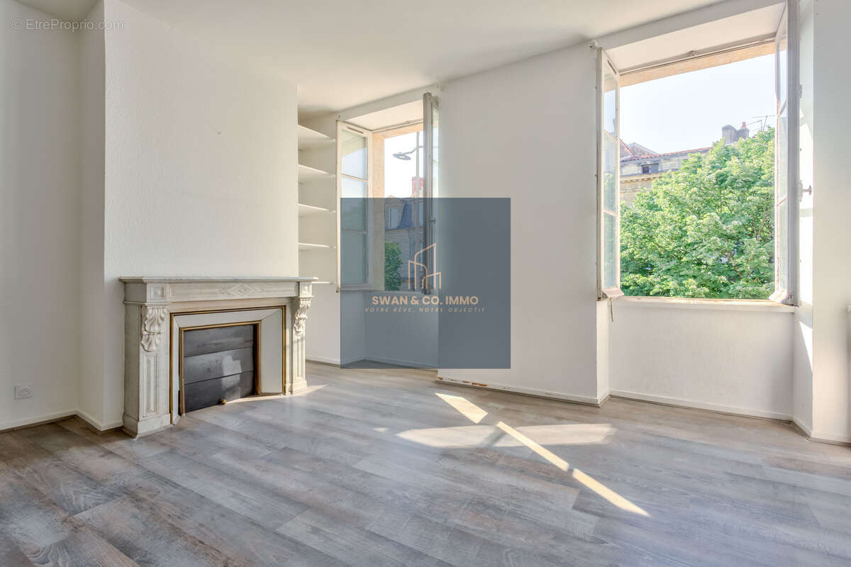 Appartement à BORDEAUX