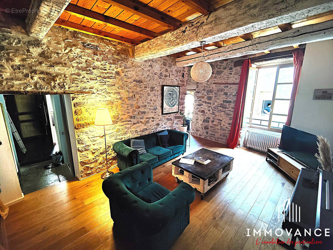 Maison à VIOLS-LE-FORT