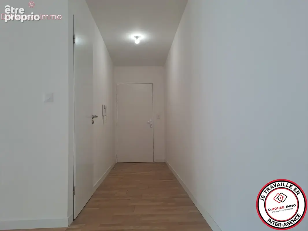 Appartement 108 m² à La Riche  - photo 4