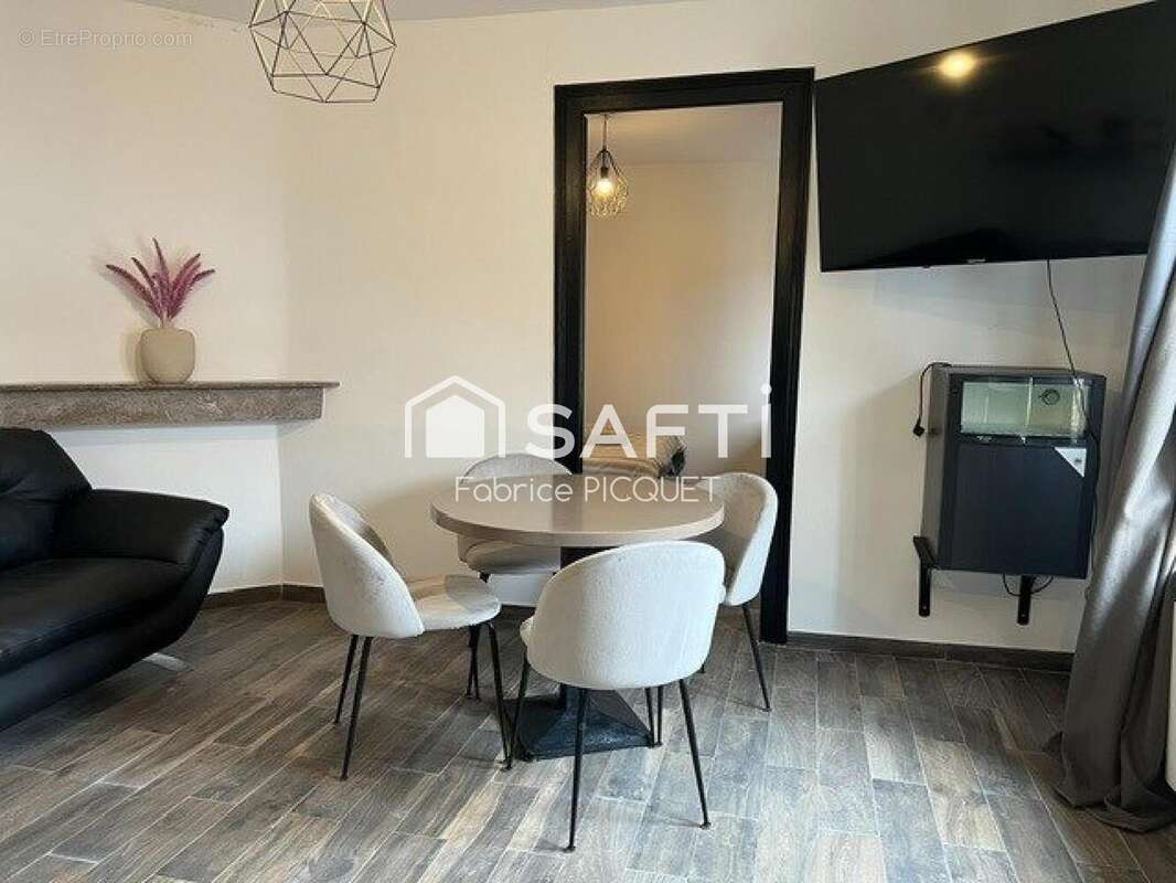Appartement 428 m² à Valenciennes  - photo 9