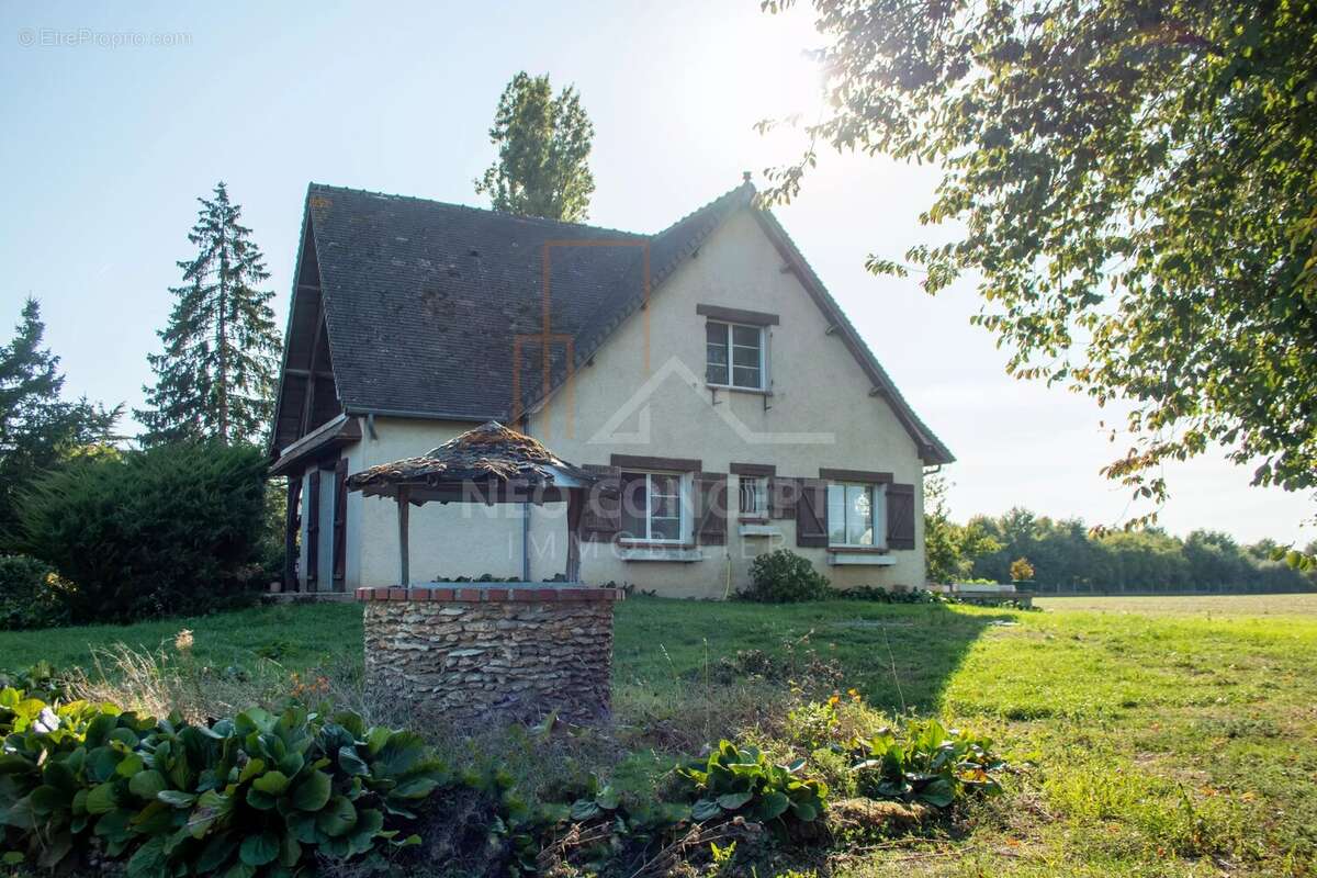 Maison à SAINT-BRANCHS