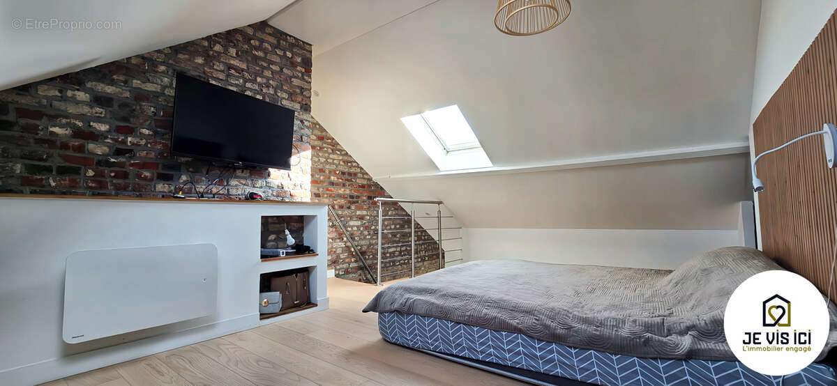 Maison à HALLENNES-LEZ-HAUBOURDIN