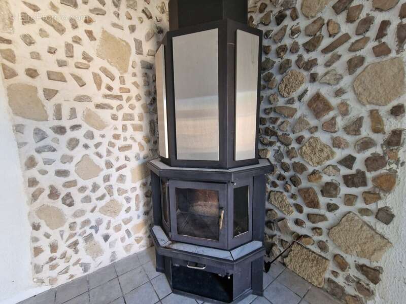 Appartement à vendre 3 pièces en rez-de-jardin proche de EPINAL (88) avec TERRASSE et TERRAIN - photo 6