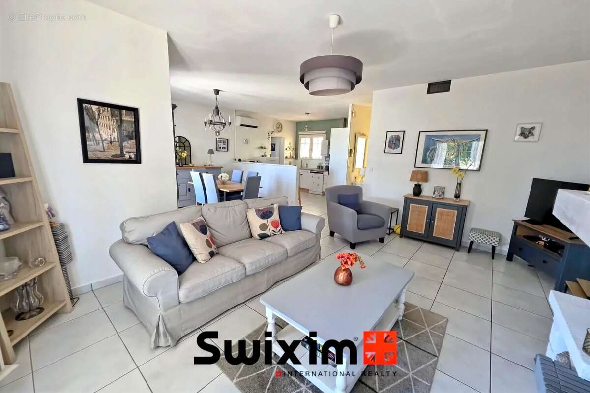 Maison familiale de 135m² à Saint-Seurin-de-Cadourne - photo 2
