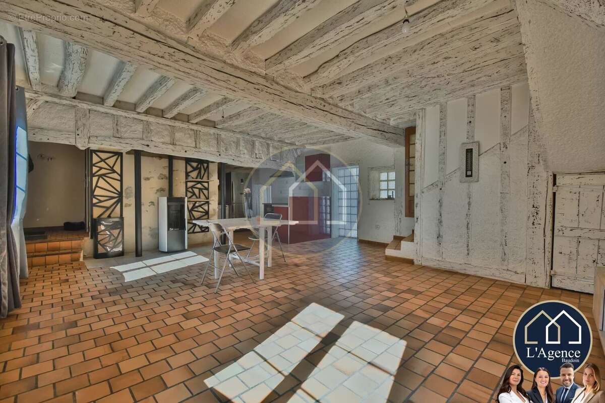 Maison à NOGENT-LE-ROI