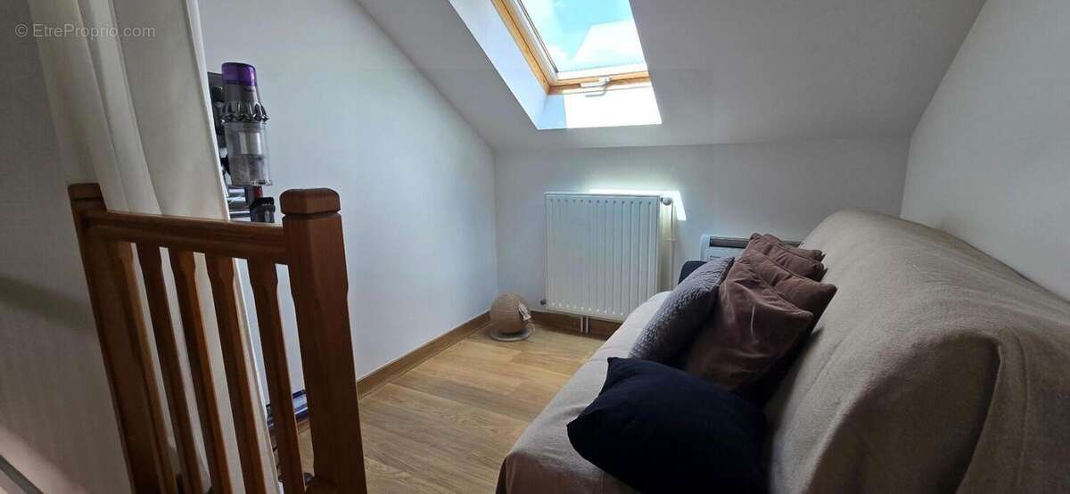 Chartres – pavillon familial 7 pièces – 4 chambres – grand séjour – jardin et garage - photo 17