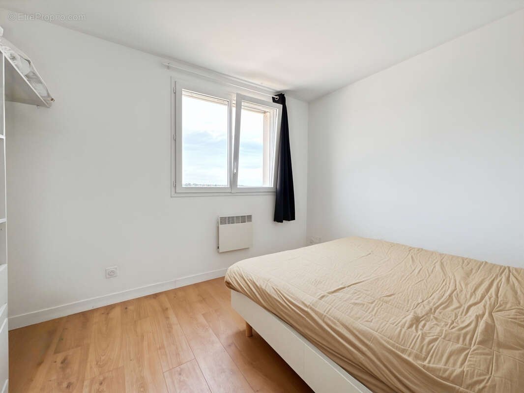 À vendre   Maison lumineuse avec jardin à Saint-Jean-de-Thurigneux - photo 9