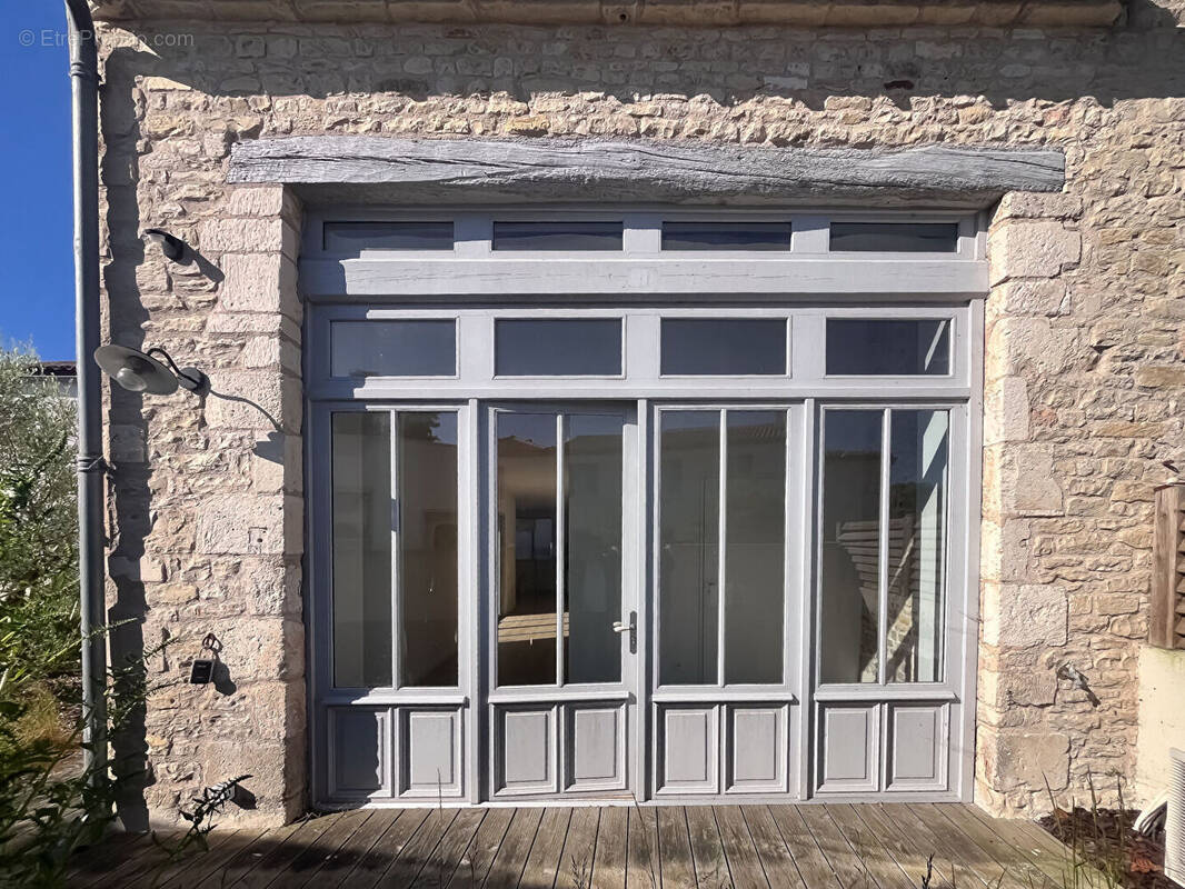 Maison à SAINTE-SOULLE