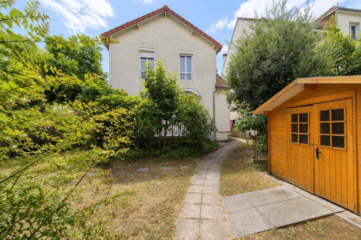 Maison à SAINT-GRATIEN
