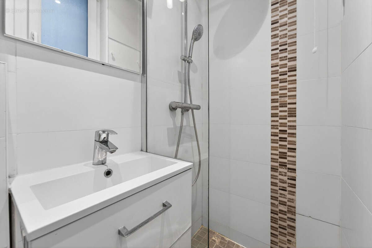 Appartement à PARIS-19E