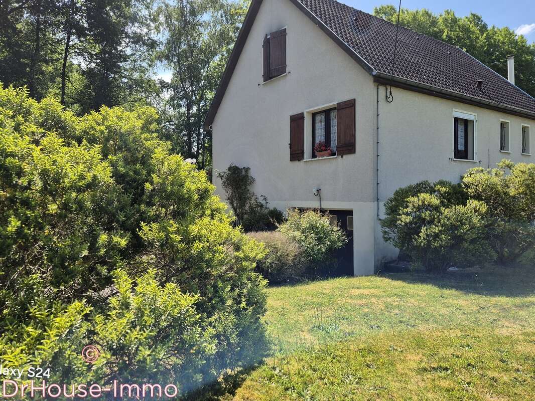 Maison à LE MESNIL-GUILLAUME