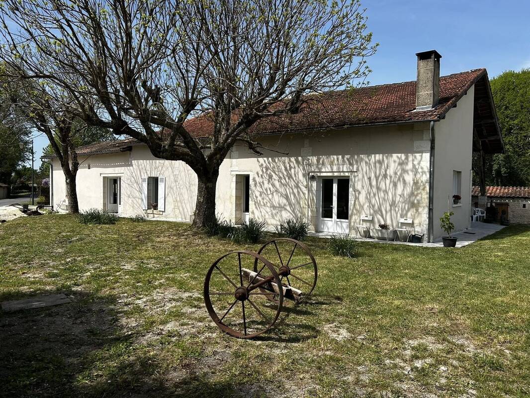 Maison à CHALAIS
