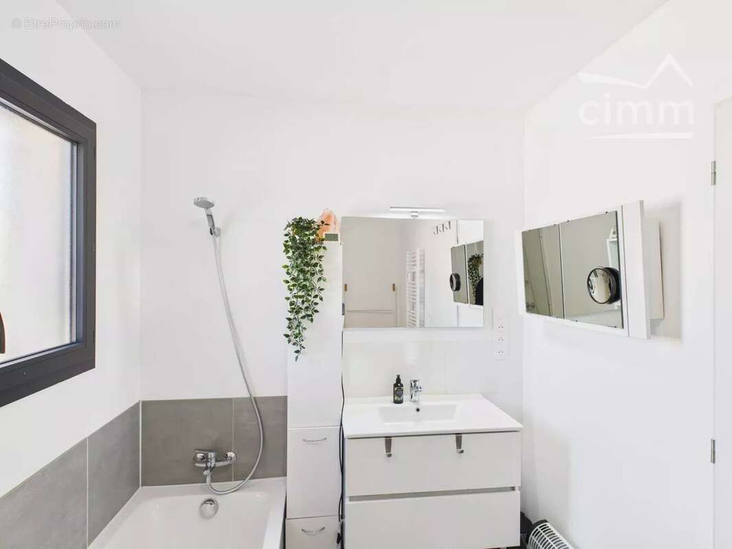 Villa de plain-pied avec jacuzzi et sauna - photo 10