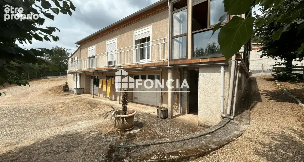 Maison des années 70 avec magnifique vue sur les Pyrénées – Burlats - photo 4