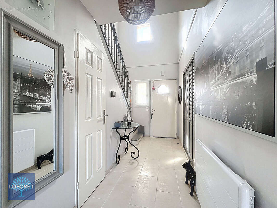 Maison Mennecy 8 pièce(s) 170 m2 - photo 6