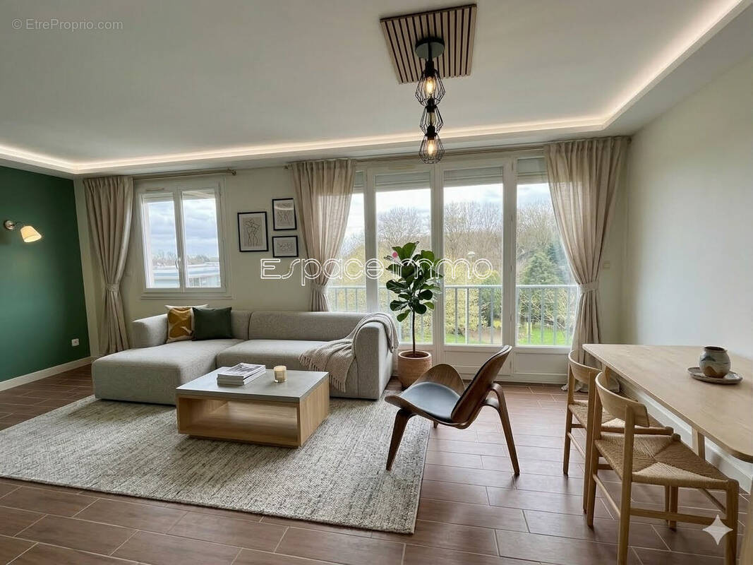 Appartement à MONT-SAINT-AIGNAN