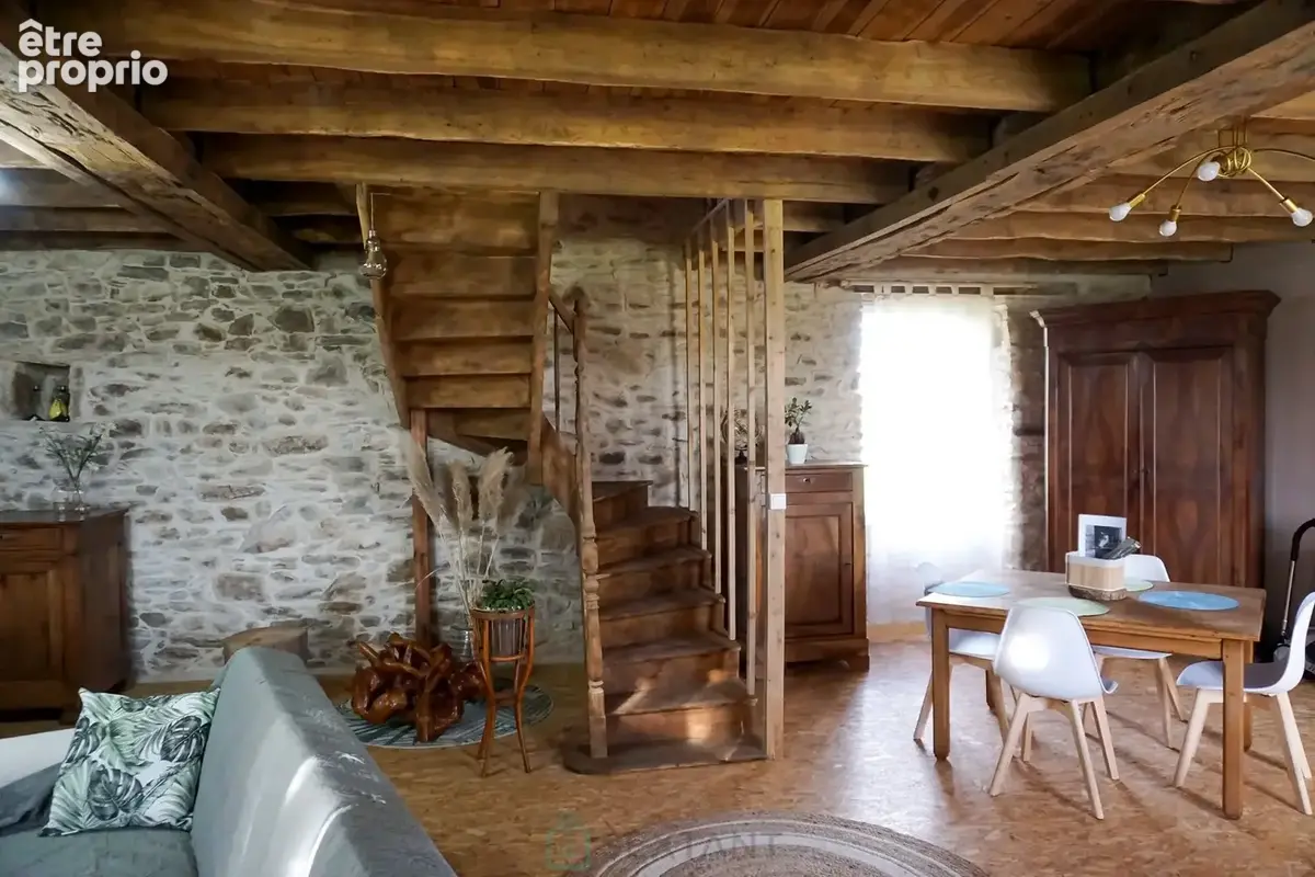 Superbe corps de ferme en pierre niché au coeur du paisible et pittoresque parc naturel du Périgord vert. - photo 14