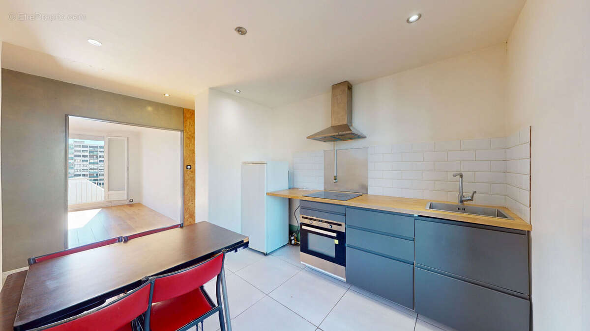 Appartement Echirolles 3 pièces 54.56 m2, rue Danielle Casanova - photo 5