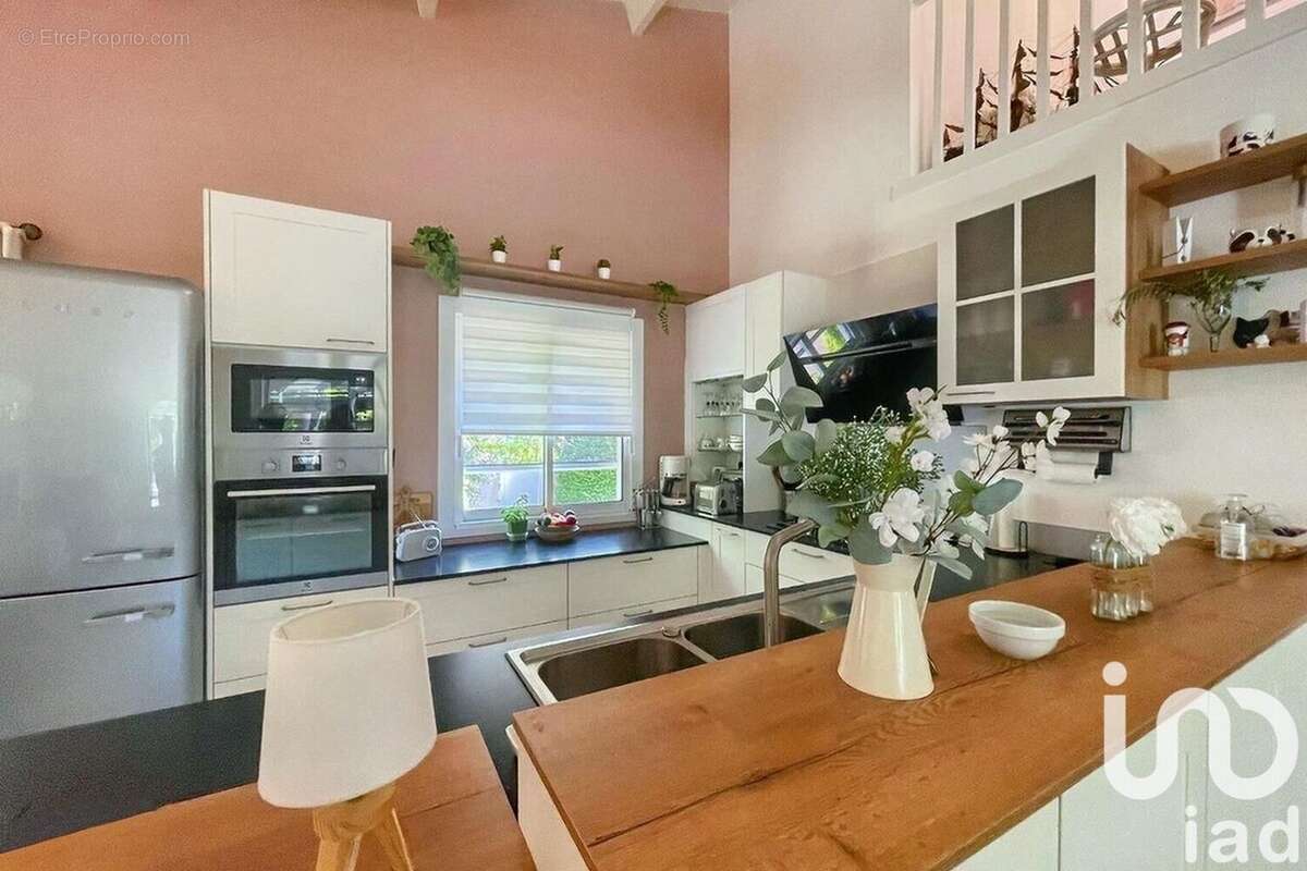Maison 197 m² à Aytre  - photo 9