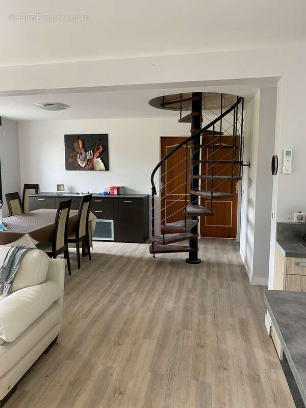 Maison à CHATELLERAULT