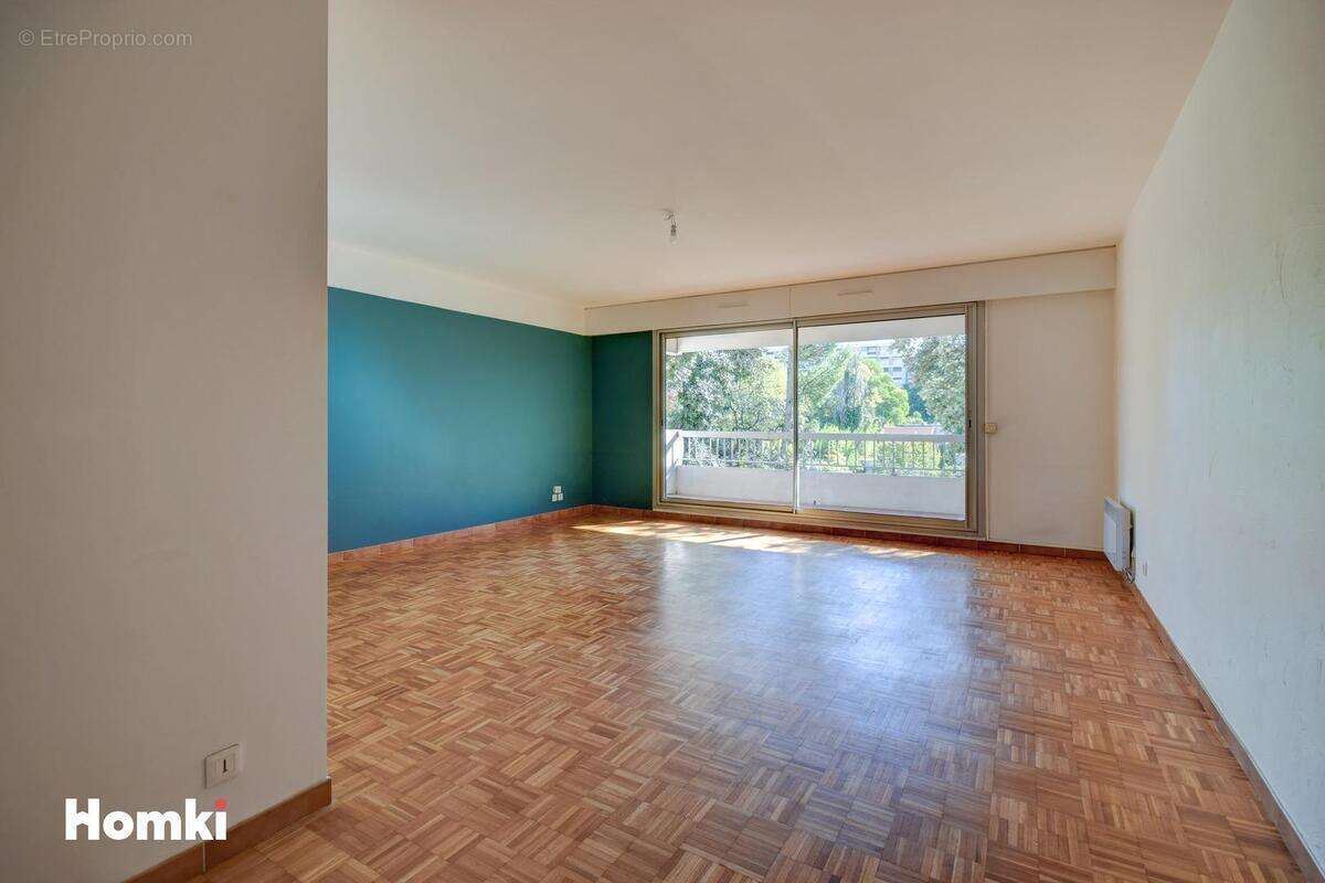 Appartement à MARSEILLE-9E