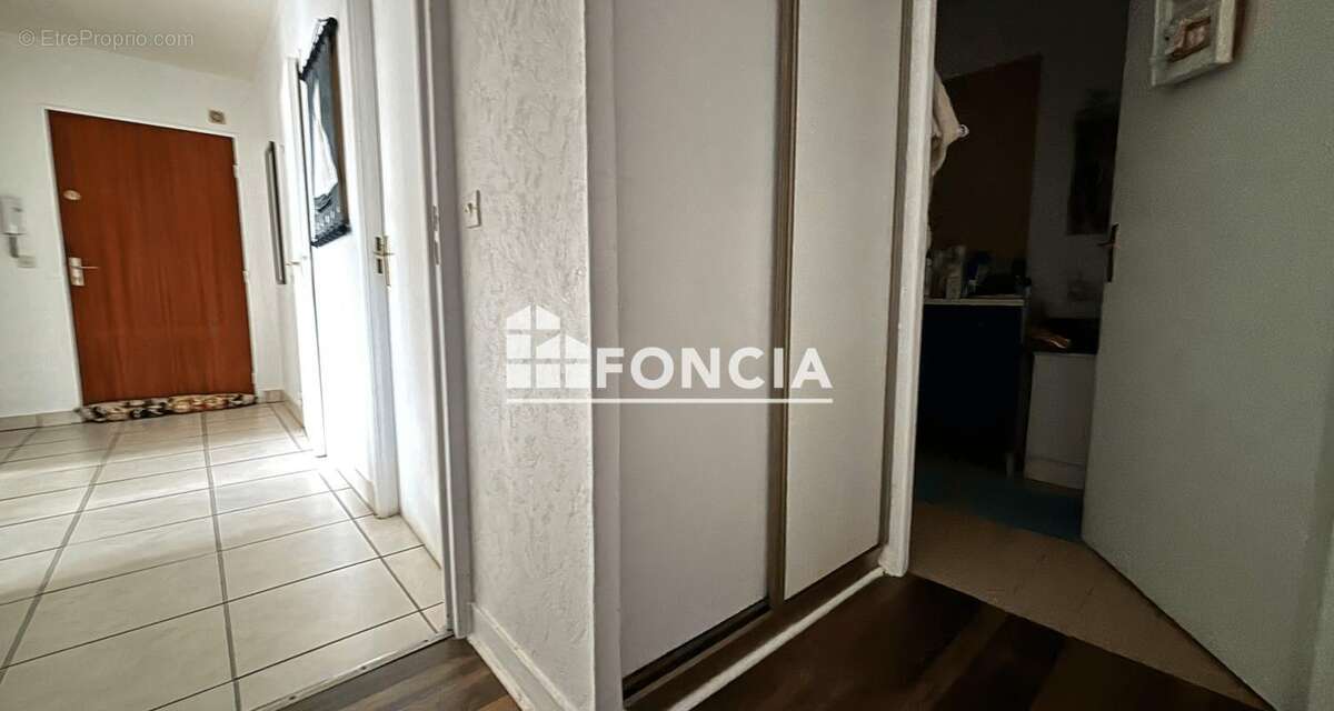 Appartement à VERNEUIL-SUR-SEINE