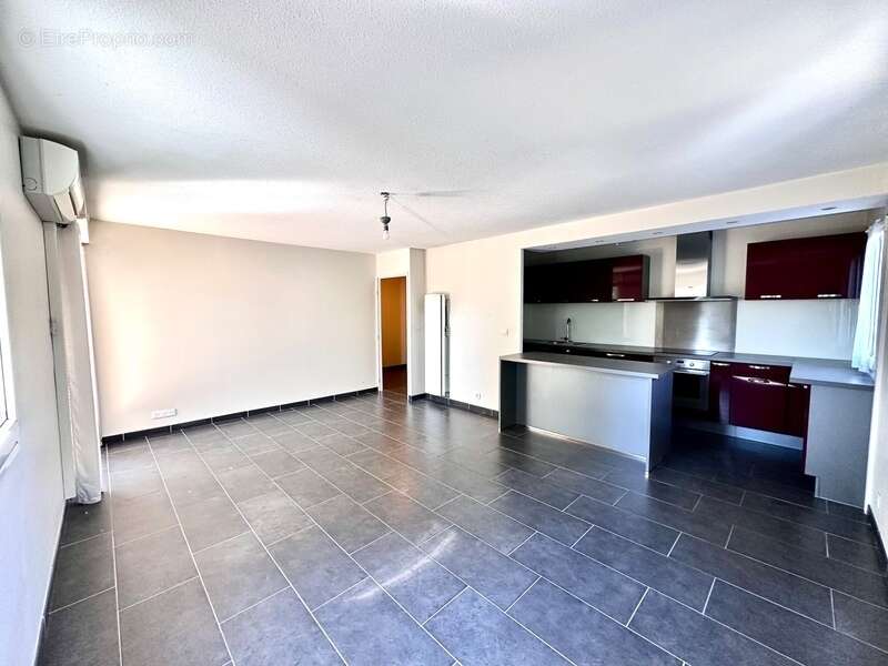 Appartement à MARSEILLE-9E