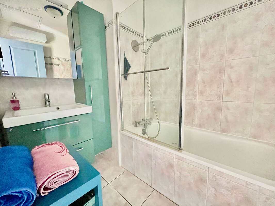 Appartement à SAINTE-MARIE