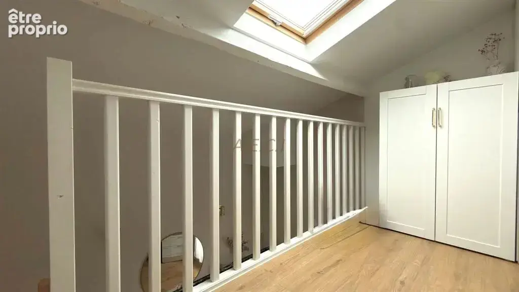 EXCLUSIF – Maison de ville avec terrasse au cœur du quartier BAC - photo 9
