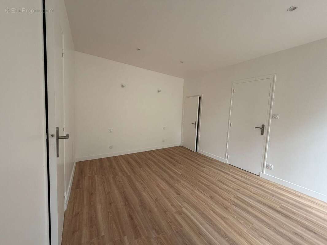 Appartement à JANZE